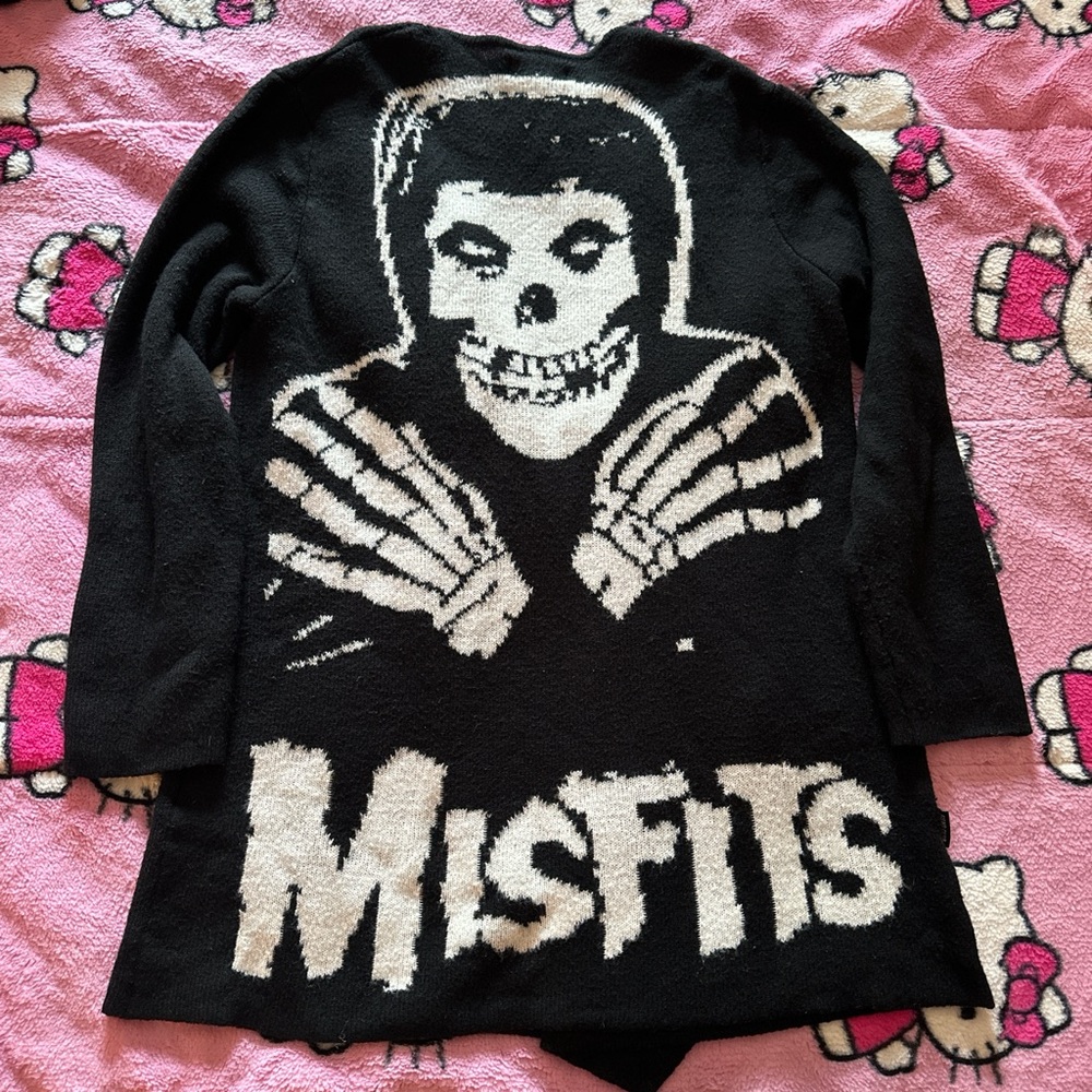 Iron Fist Misfits Cardigan 🖤